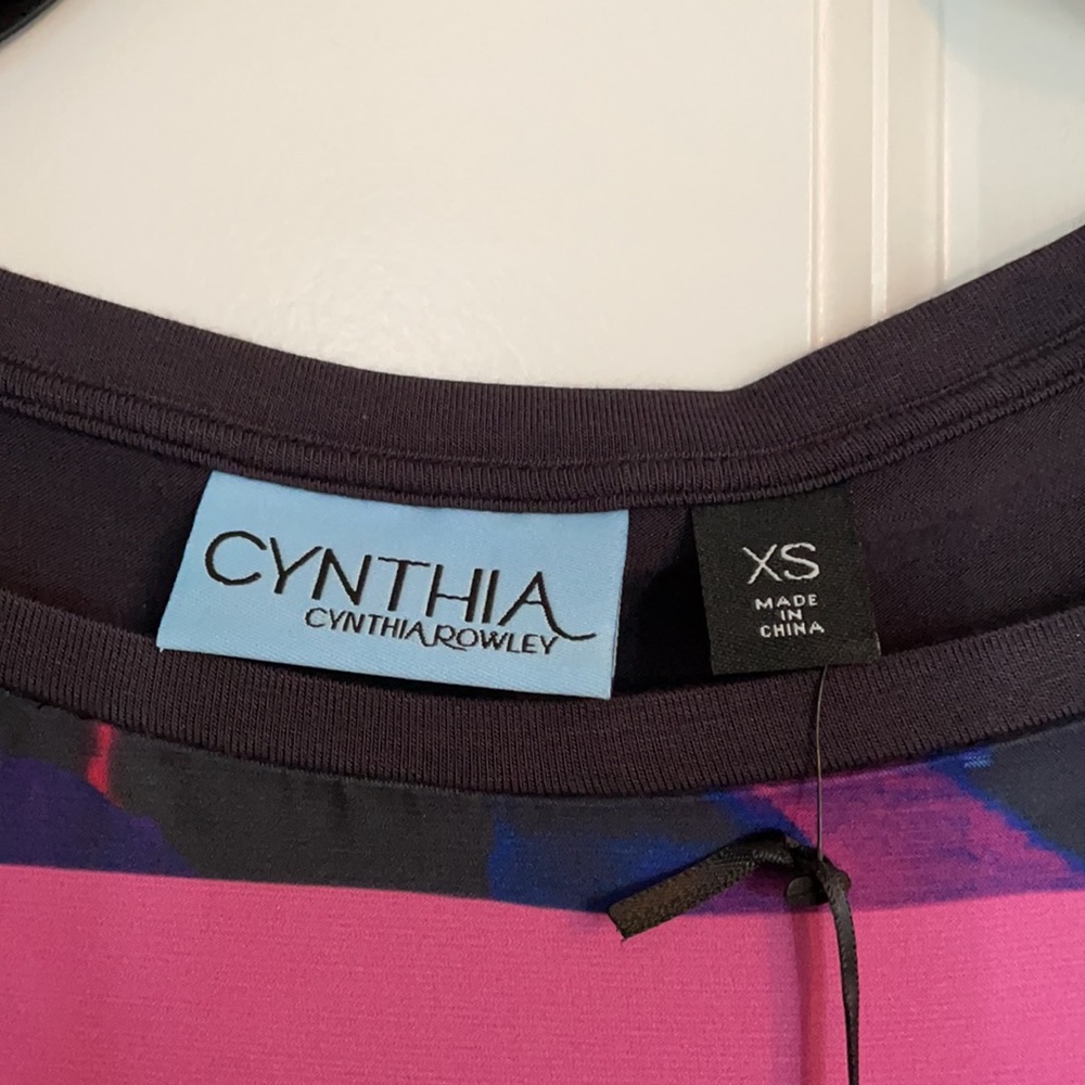 Cynthia Rowley Graphic Top - Picture 4 of 4